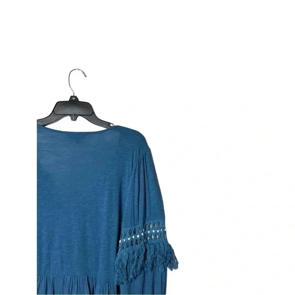 1675. LUCKY BRAND LONG SLEEVE V NECK TOP SZ SMALL FRINGES ON SLEEVES BLUE COLOR - Picture 7 of 9